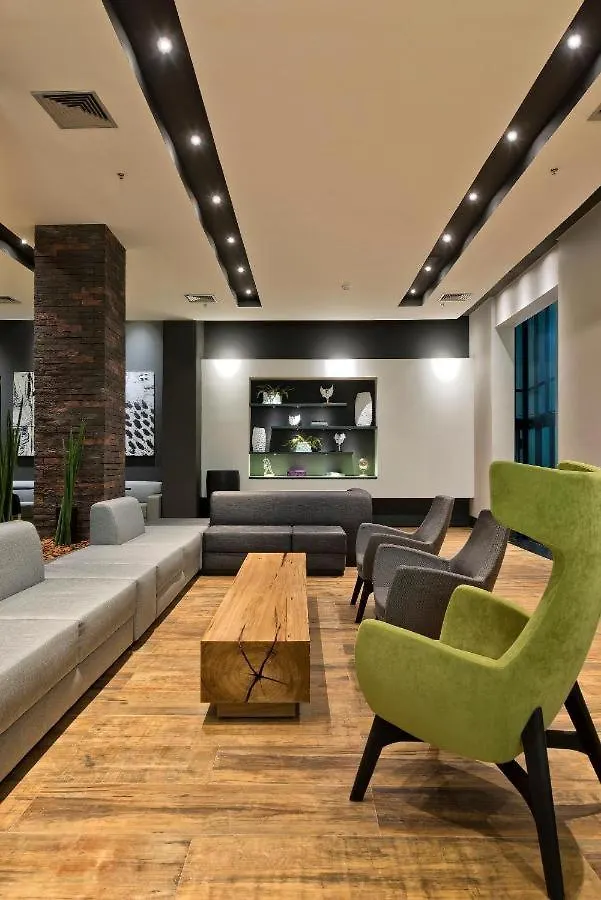 Flat 4 Estrelas Em Moema - Av Ibirapuera 2534 Sao Paulo